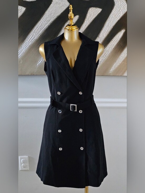 White House Black Market Dresses & Skirts - White House Black Market WHBM Black Belted Sleeveless Dress Size 8